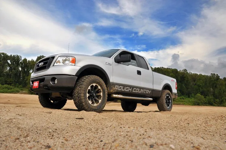 2.5 Inch Lift Kit |N3 Struts/V2 | Ford F-150 2WD | 2004-2008