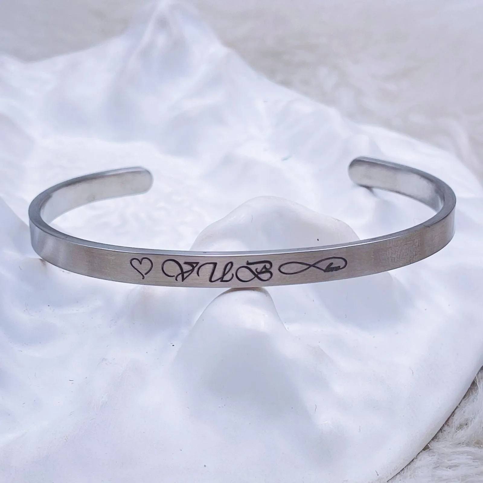 5mm Matte Finish 316 Surgical Stainless Steel Customized Personalised Laser Engraved Free Size Cuff Kada Bangle Bracelet Unisex