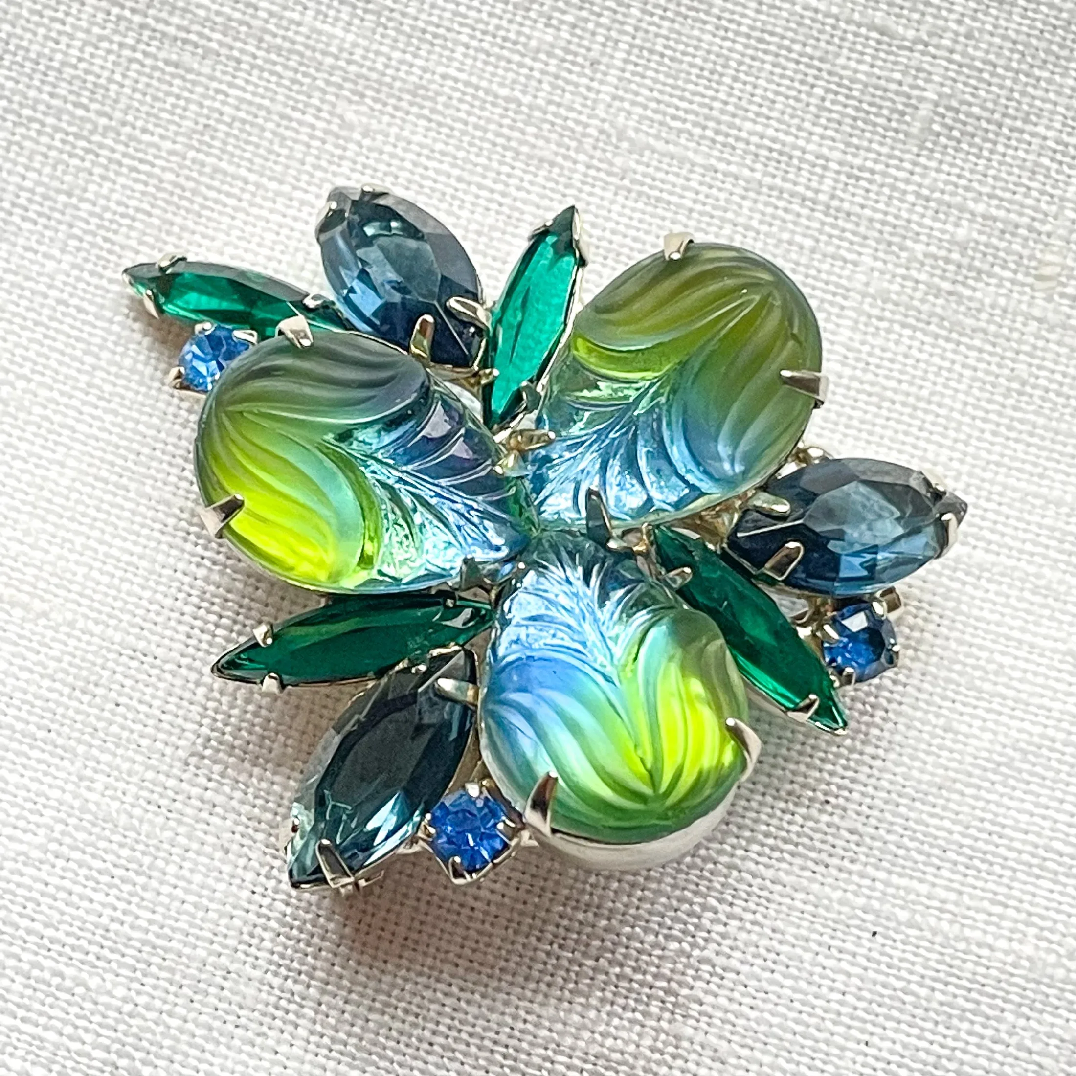 Beautiful Blue/Green Givre Art Glass Rhinestone Brooch