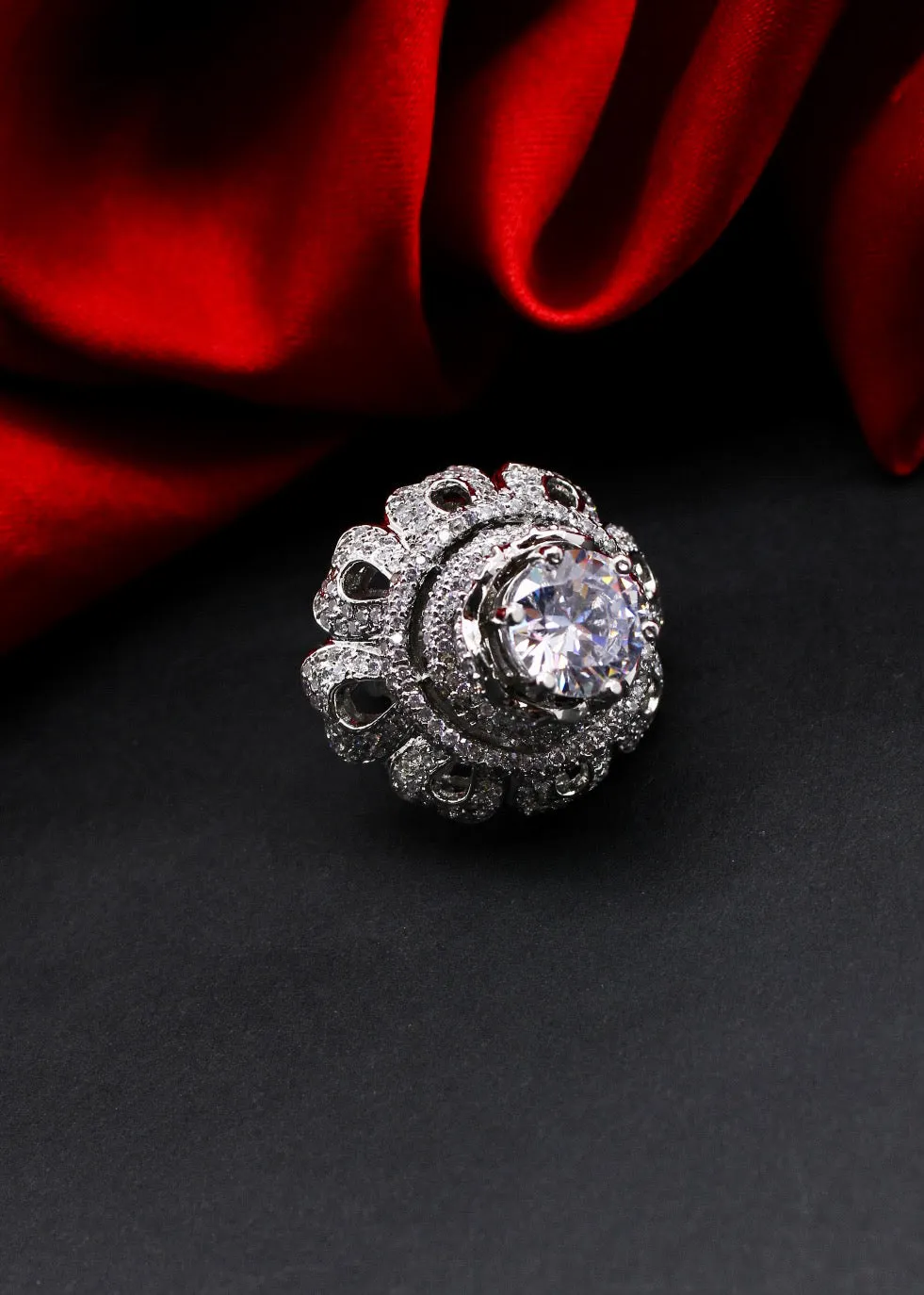 BRIDAL DESIGNER FINGER RING