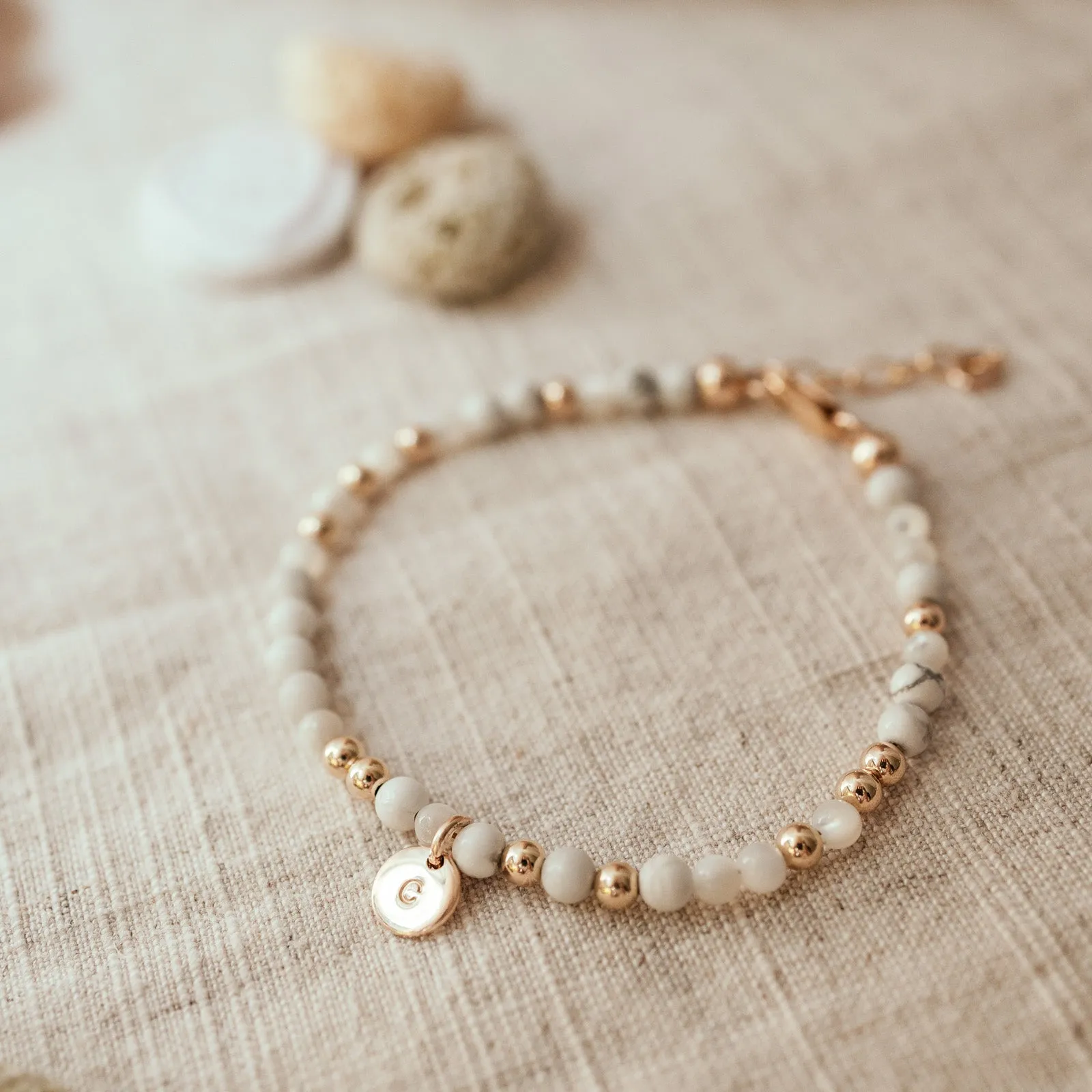 Focus With Me Crystal Bracelet • Pearl & Howlite