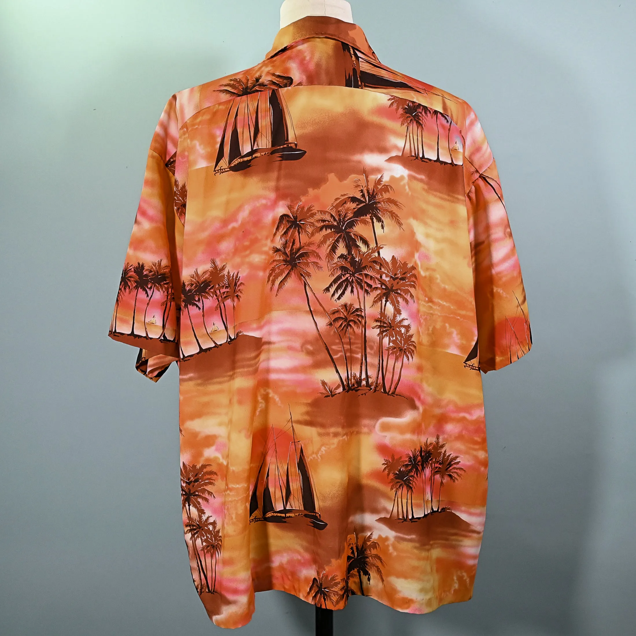 Kai Nani Vintage 70s Hawaiian Shirt, Bright Sunset Silhouette Aloha Shirt 2-3XL