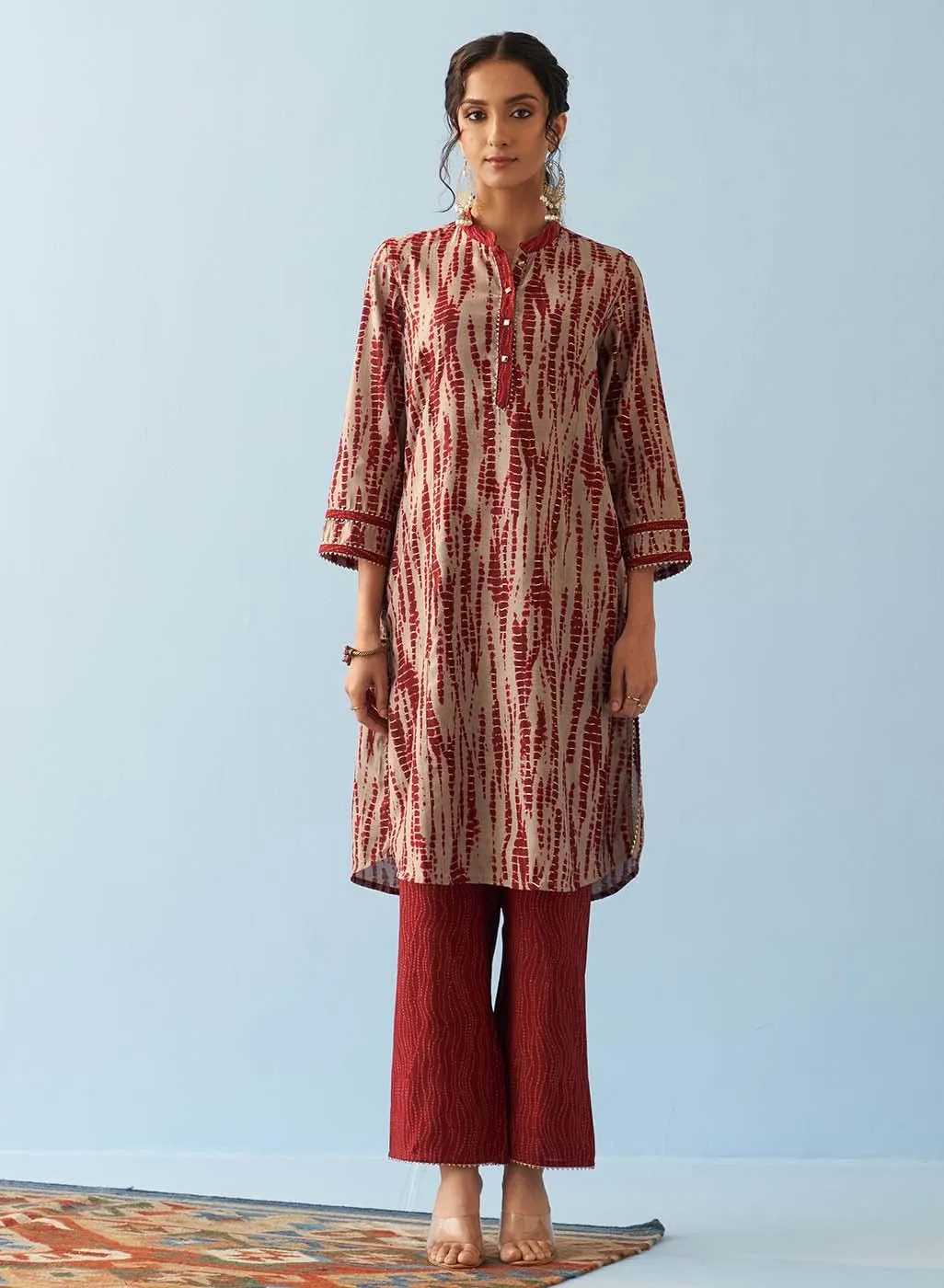 Maroon Printed Kurta Set with Mandarin Collar and Broad Border Sleeves