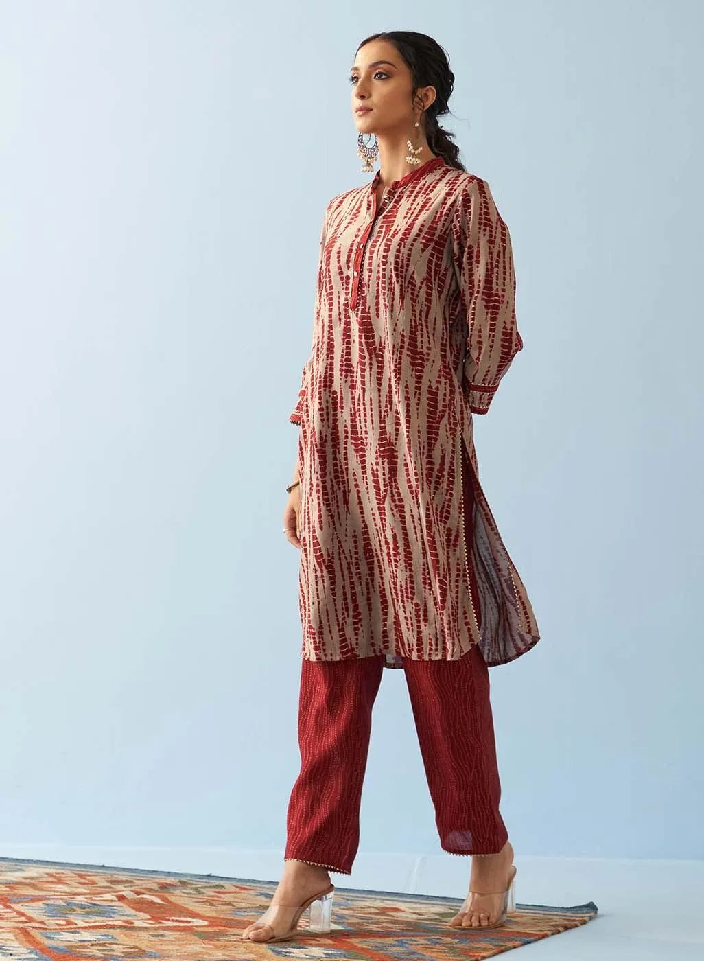 Maroon Printed Kurta Set with Mandarin Collar and Broad Border Sleeves