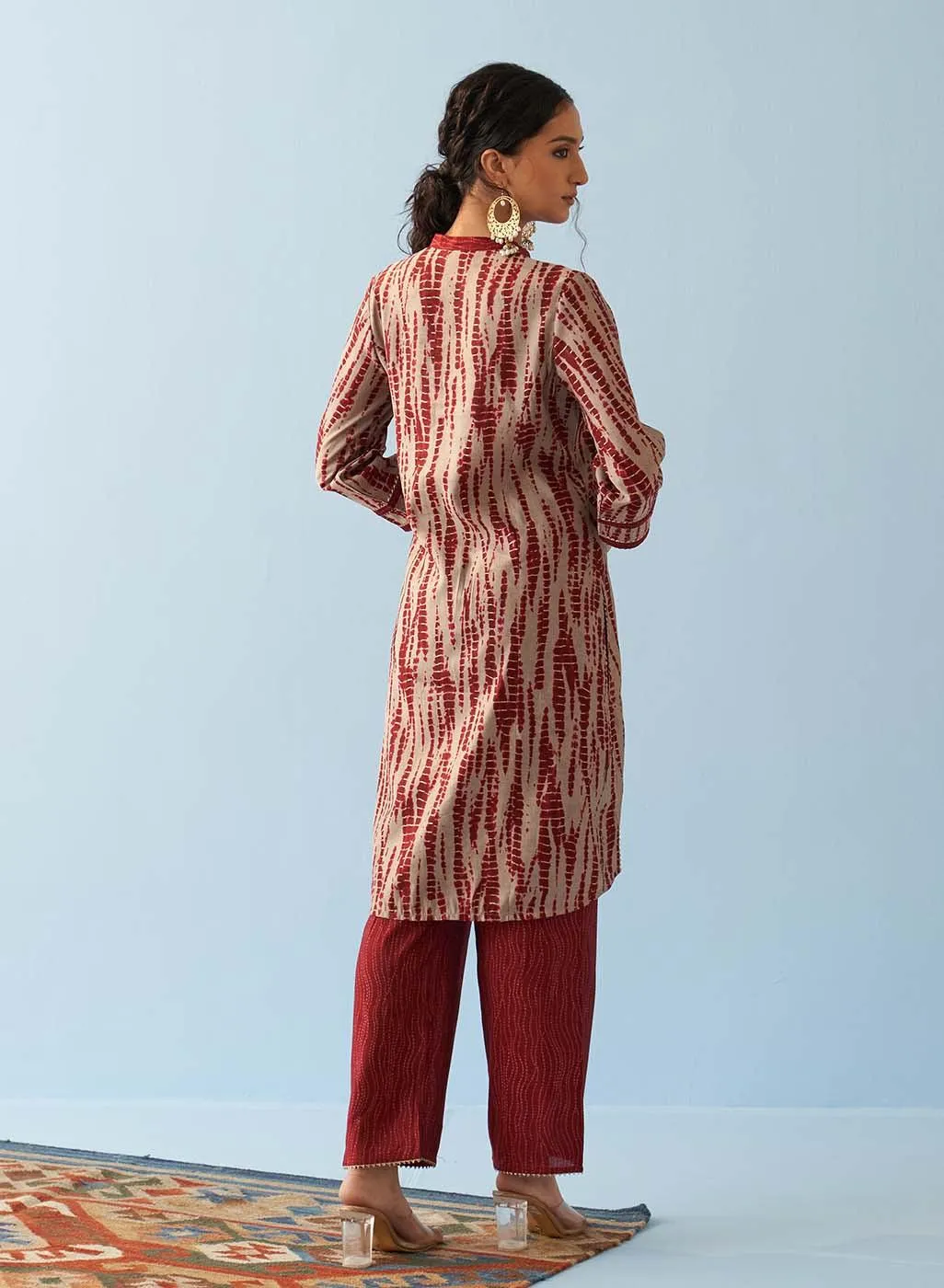 Maroon Printed Kurta Set with Mandarin Collar and Broad Border Sleeves