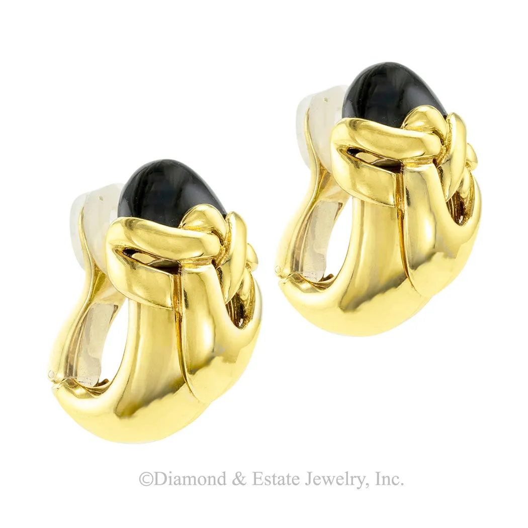 Onyx Yellow Gold Clip-on Earrings