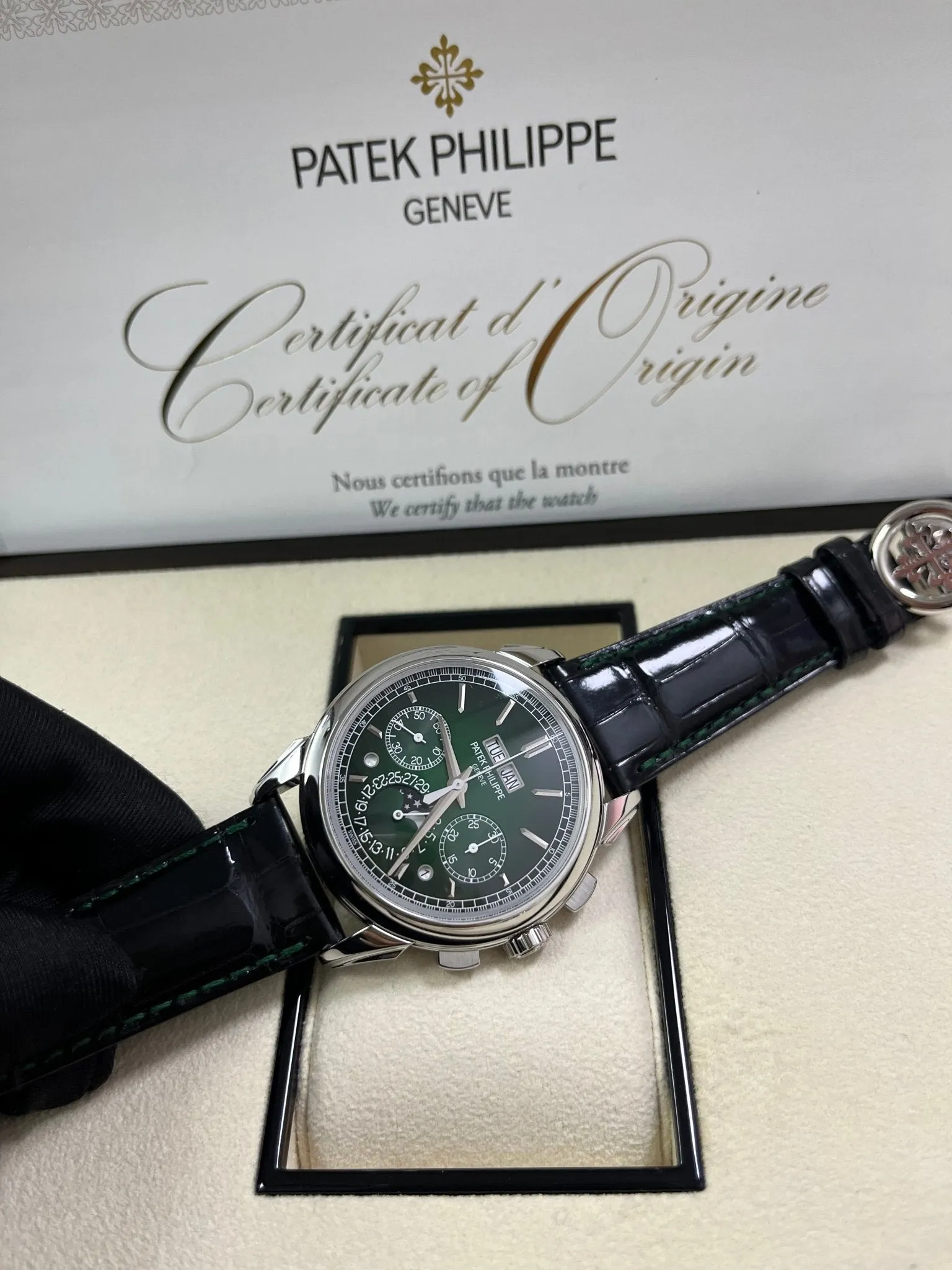 Patek Philippe Perpetual Calendar Chronograph Grand Complications Platinum Green Dial 5270P-0014