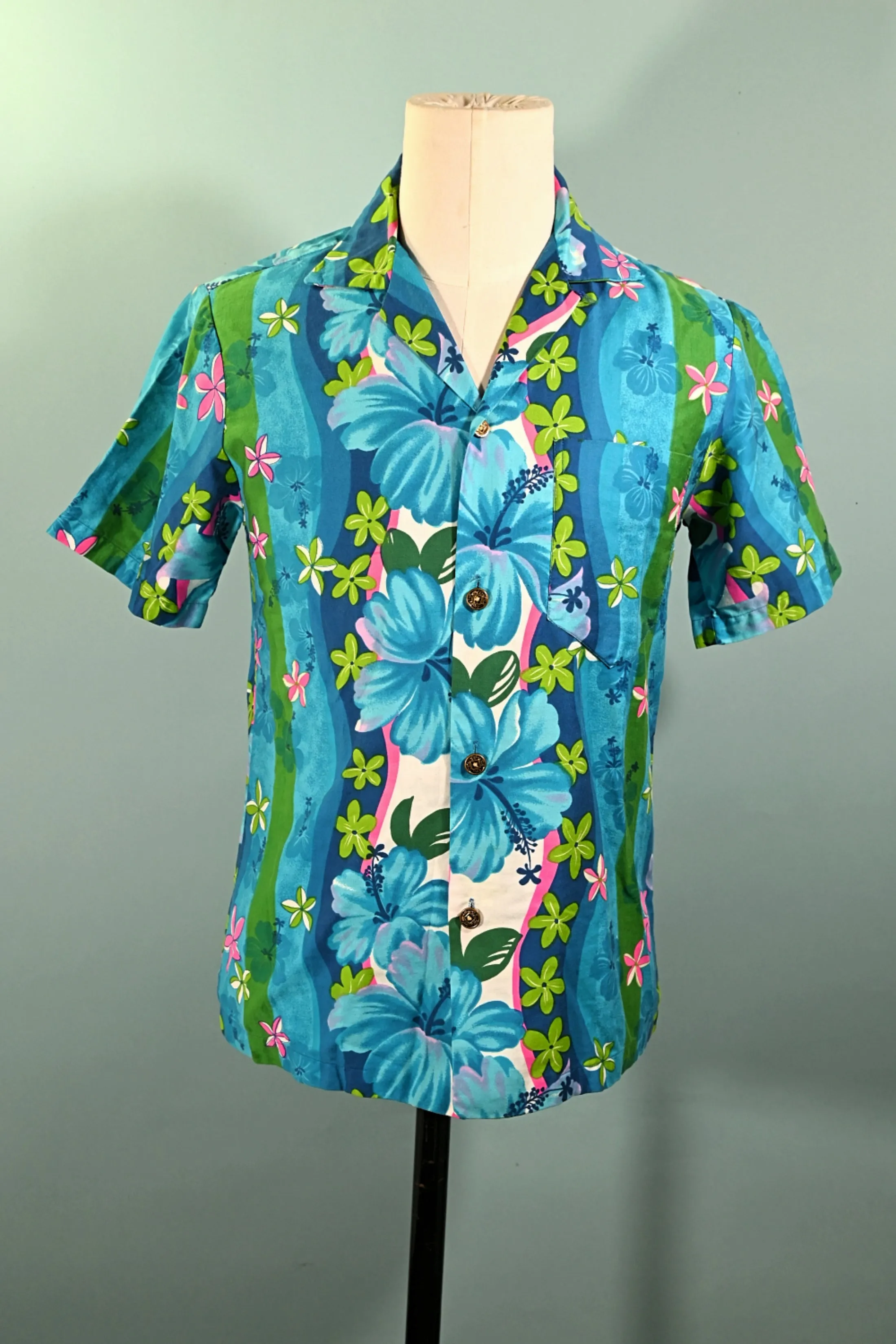 Royal Hawaiian Vintage 60s Flower Power Aloha Shirt, Loop Collar Hawaiian Shirt S