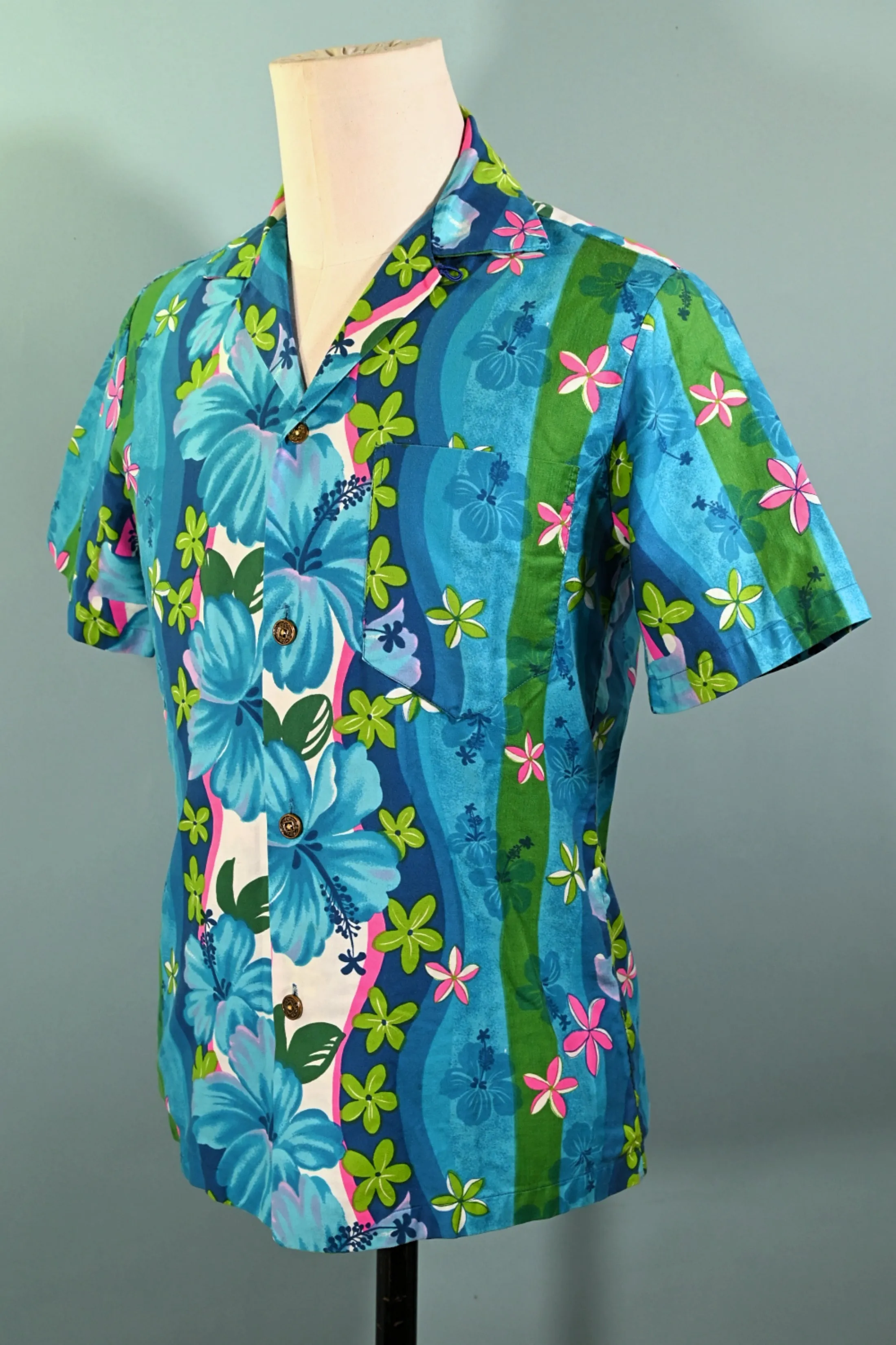 Royal Hawaiian Vintage 60s Flower Power Aloha Shirt, Loop Collar Hawaiian Shirt S