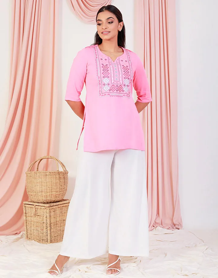 Split Neck Line Kurtha with Embroidered Details